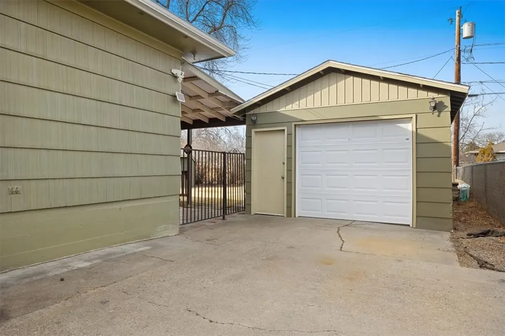 2521 Custer Avenue Billings MT 59102