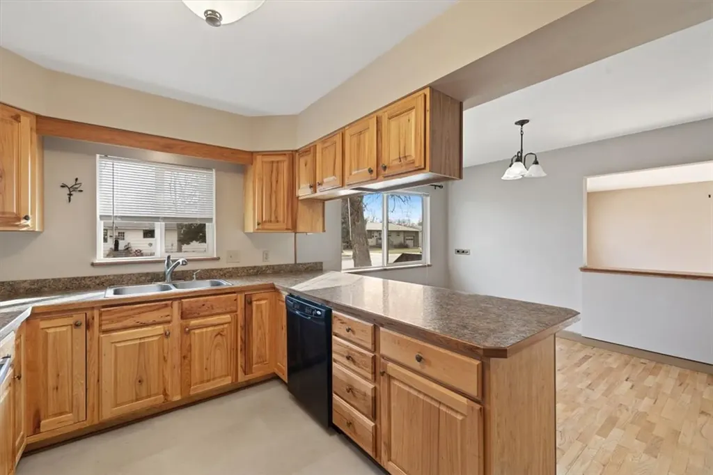 2521 Custer Avenue Billings MT 59102