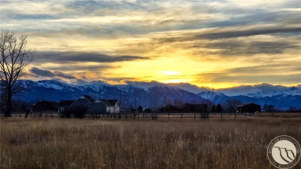 17 Horseshoe Trail Roberts MT 59070