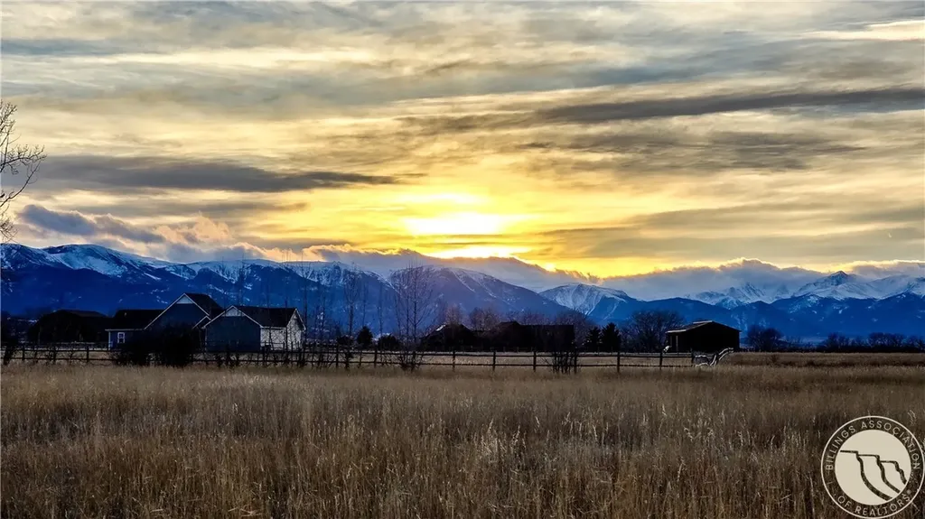 17 Horseshoe Trail Roberts MT 59070