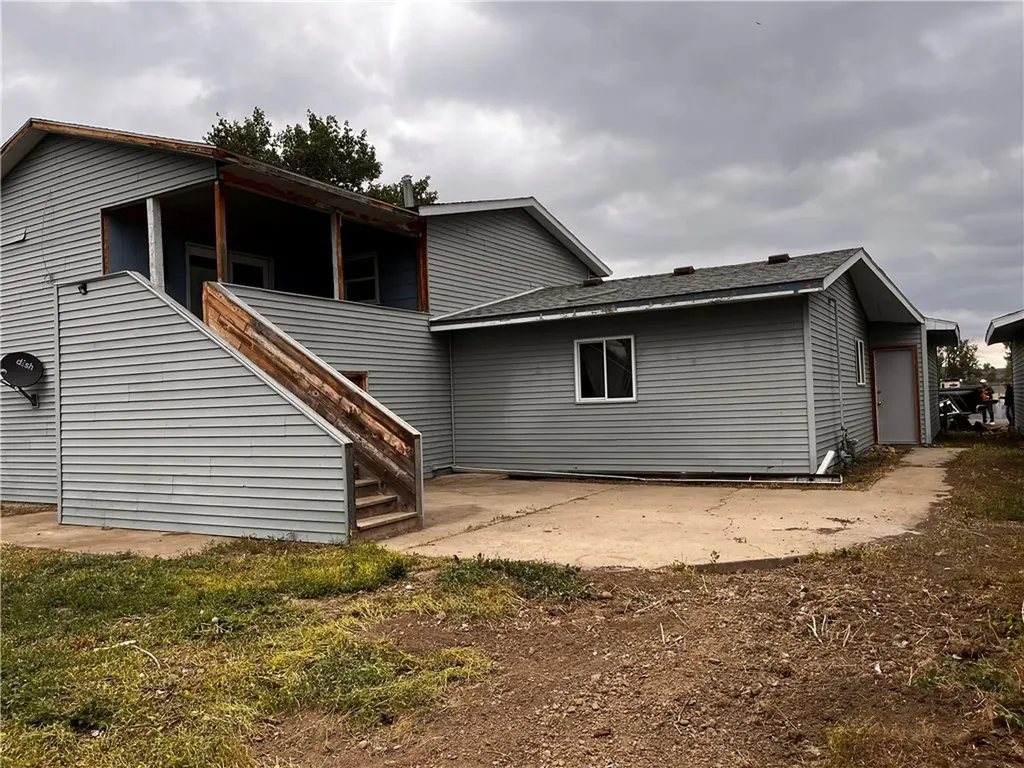 713 And 711 N Oneil Avenue Glendive MT 59330