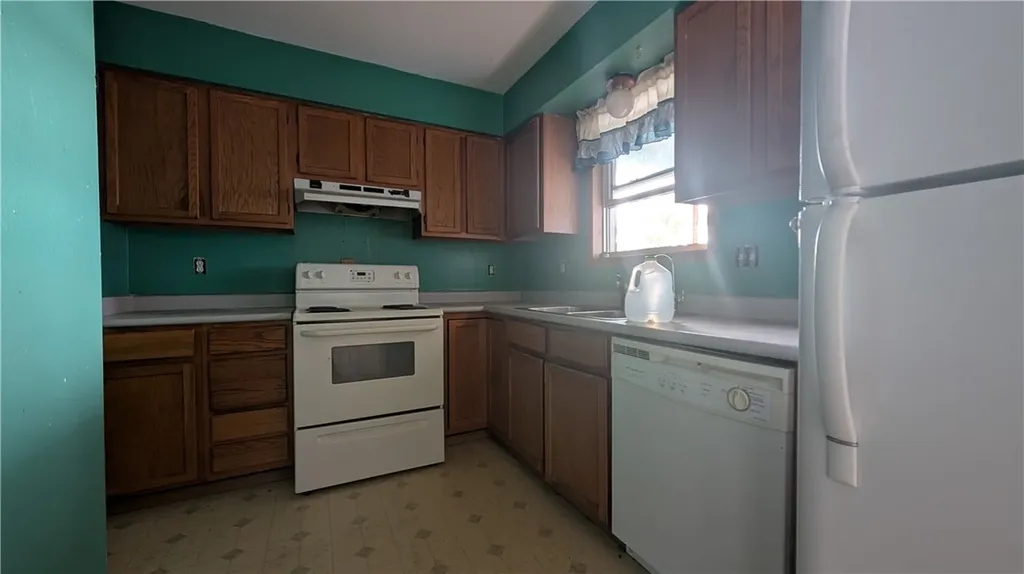 713 And 711 N Oneil Avenue Glendive MT 59330