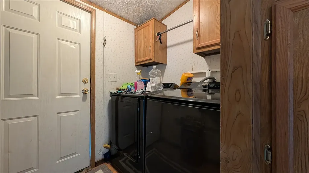 713 And 711 N Oneil Avenue Glendive MT 59330