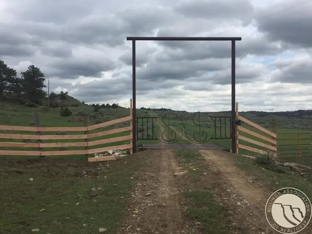 255 Smith Creek Road Forsyth MT 59327