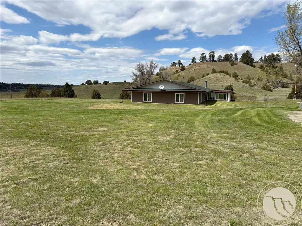 255 Smith Creek Road Forsyth MT 59327