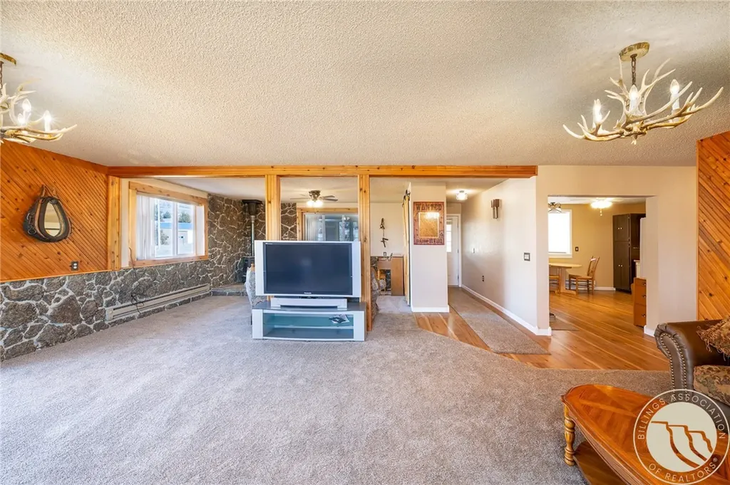 255 Smith Creek Road Forsyth MT 59327
