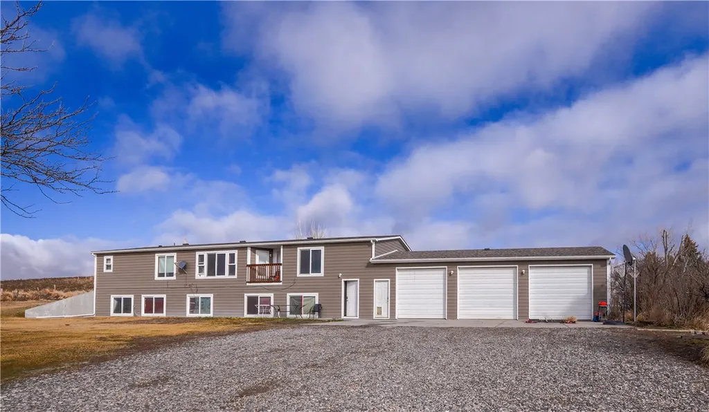 1218 Bighorn Road Hardin MT 59034