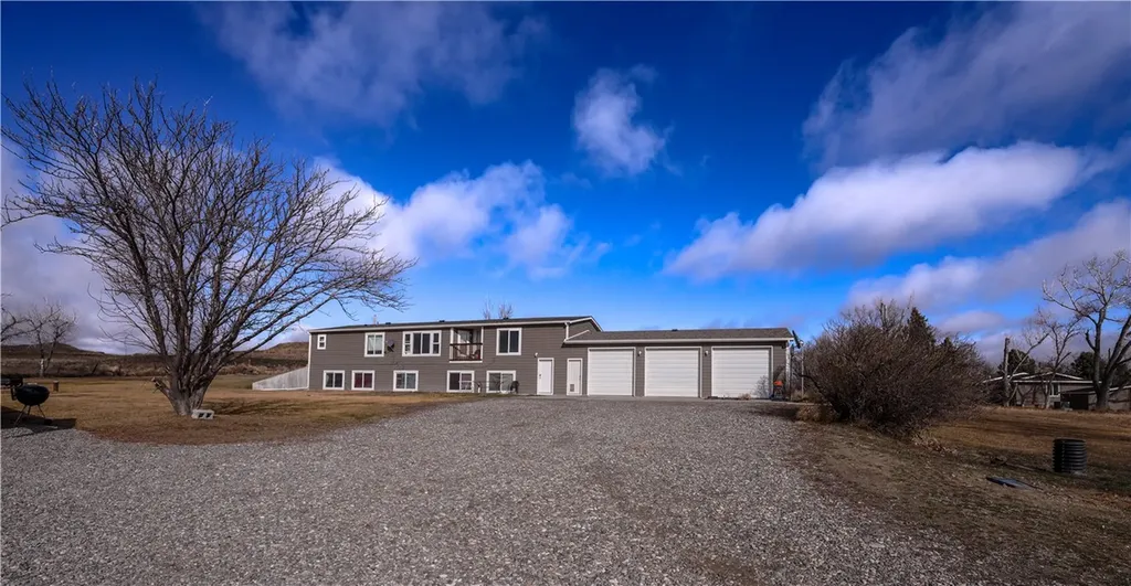 1218 Bighorn Road Hardin MT 59034