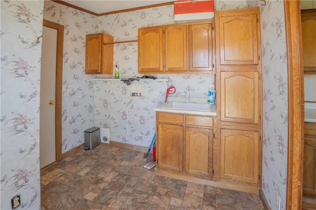 1218 Bighorn Road Hardin MT 59034
