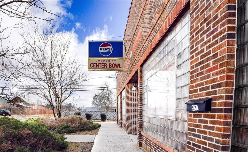 520 2nd Street W Hardin MT 59034