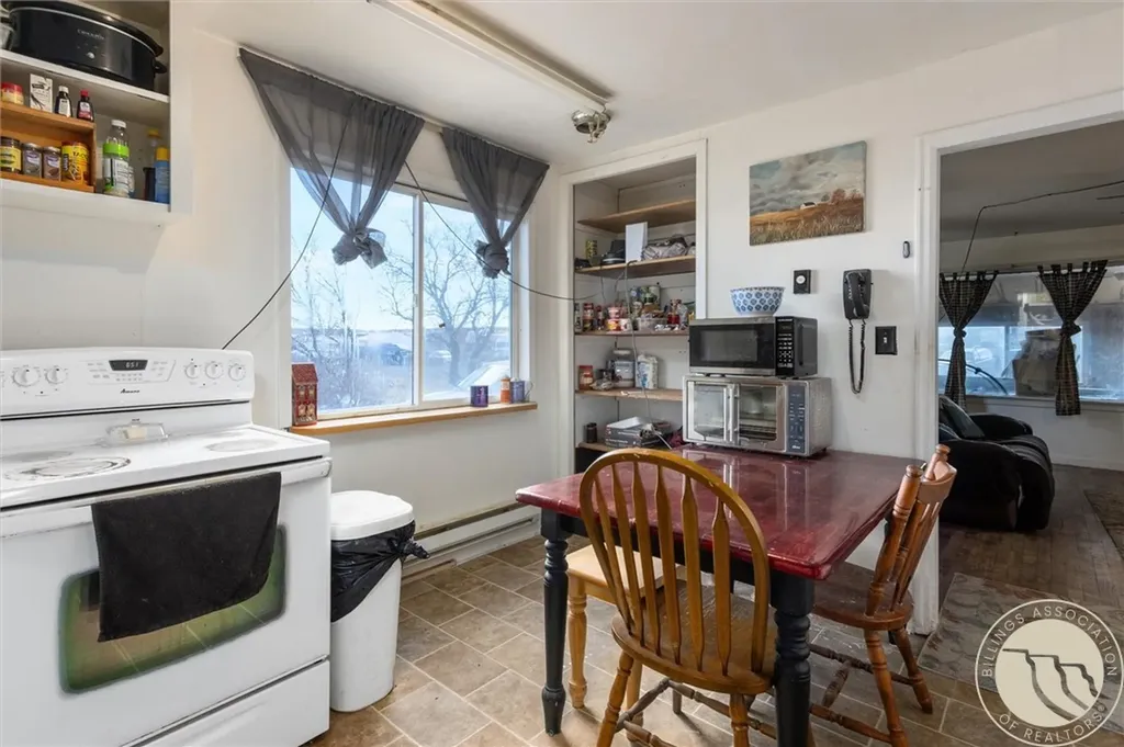 7809 Lewis Avenue Billings MT 59106