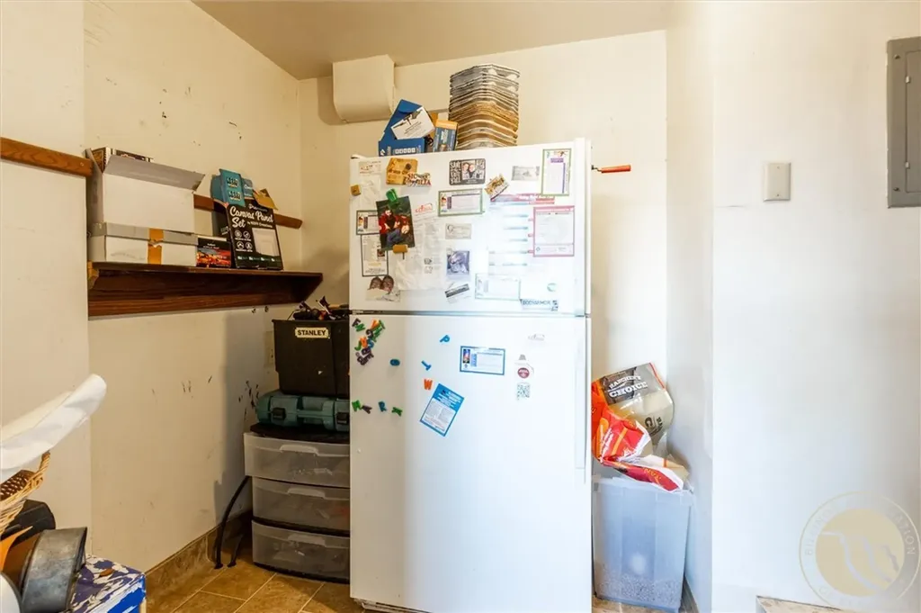 7809 Lewis Avenue Billings MT 59106