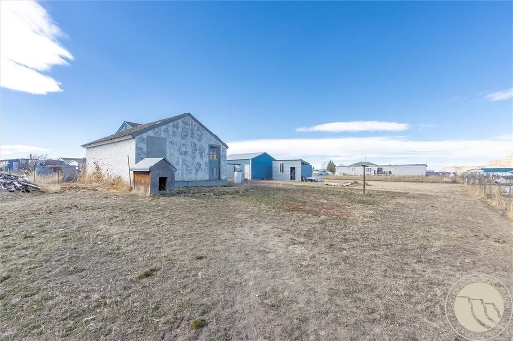 7809 Lewis Avenue Billings MT 59106