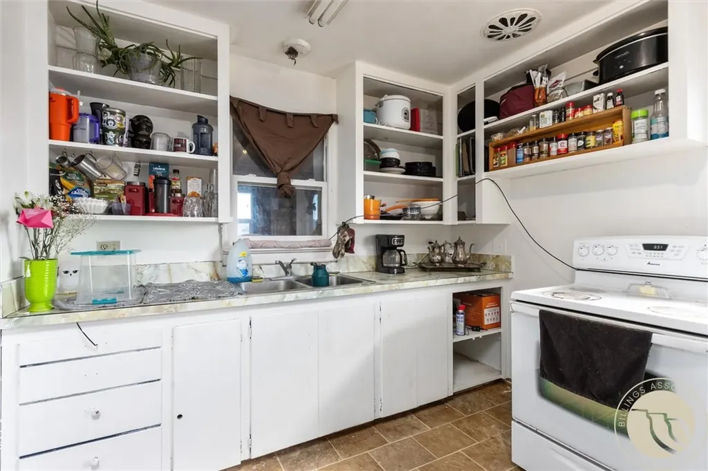 7809 Lewis Avenue Billings MT 59106
