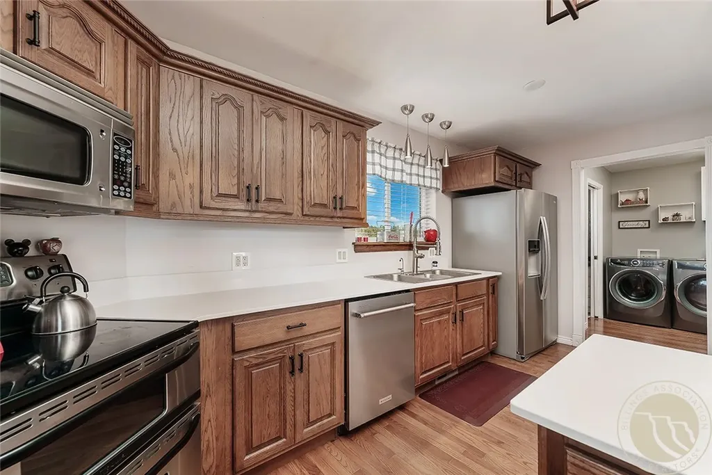6345 Pleasant Hollow Trail Shepherd MT 59079