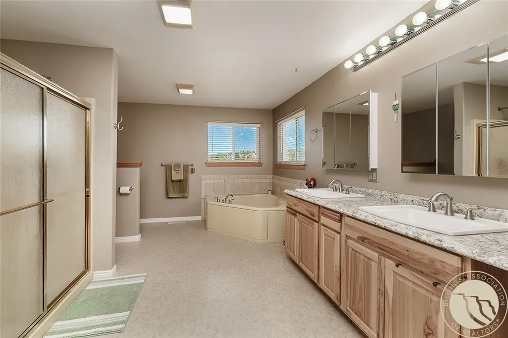 6345 Pleasant Hollow Trail Shepherd MT 59079