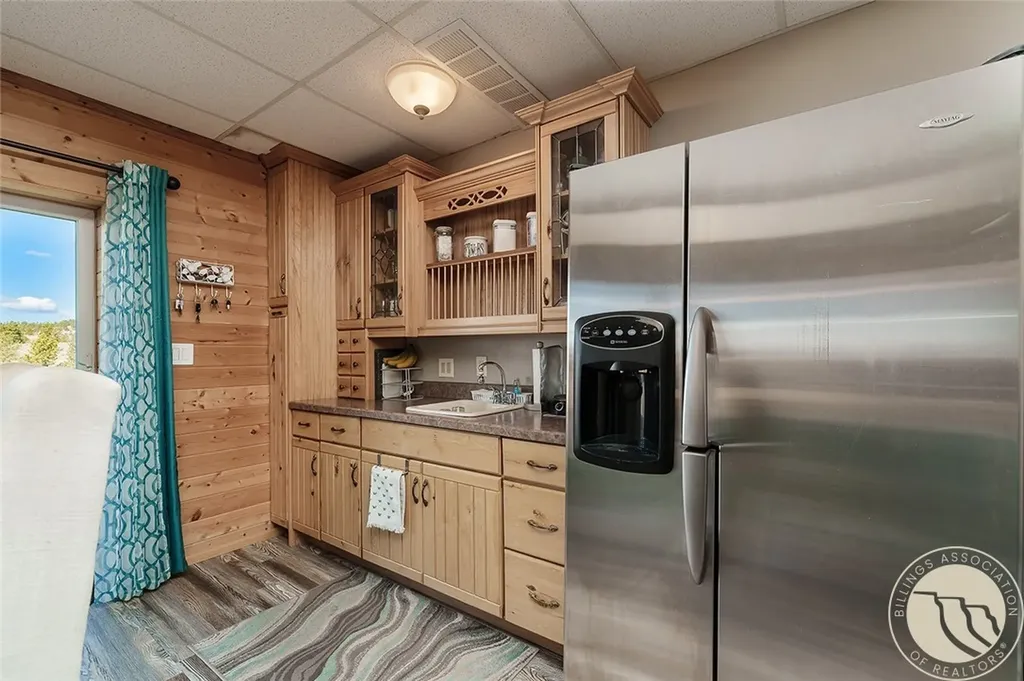 6345 Pleasant Hollow Trail Shepherd MT 59079
