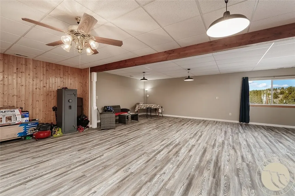 6345 Pleasant Hollow Trail Shepherd MT 59079