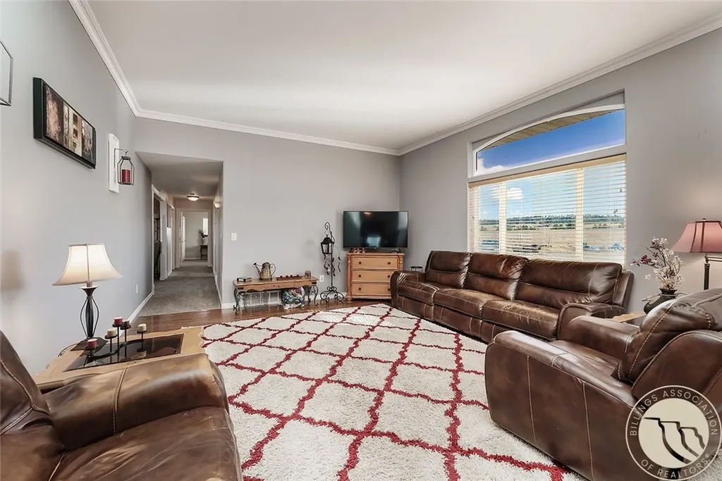 6345 Pleasant Hollow Trail Shepherd MT 59079