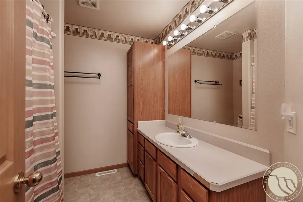 1234 Mossman Drive Billings MT 59105