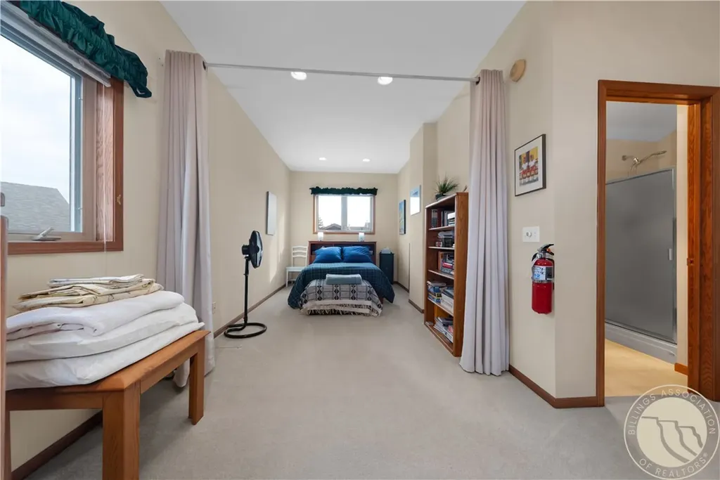 898 Upper Continental Drive Red Lodge MT 59068