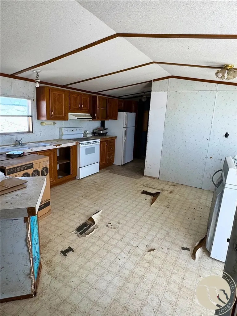 530 Belmont Road Lavina MT 59046