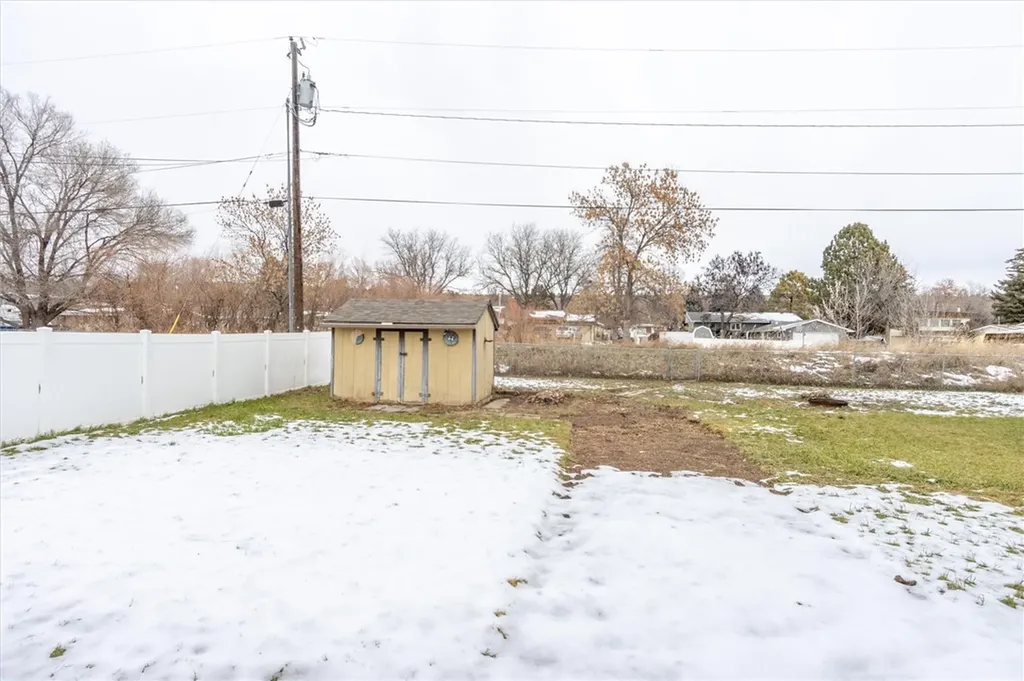 1745 Parkhill Drive Billings MT 59102