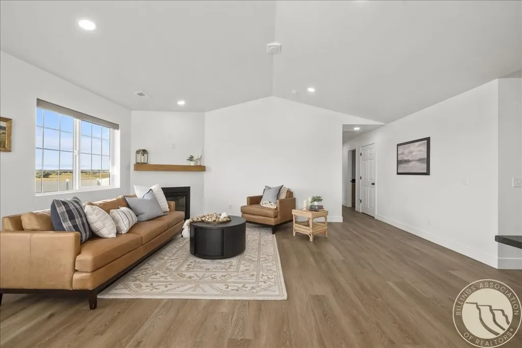 5464 Apple Rose Lane Billings MT 59106