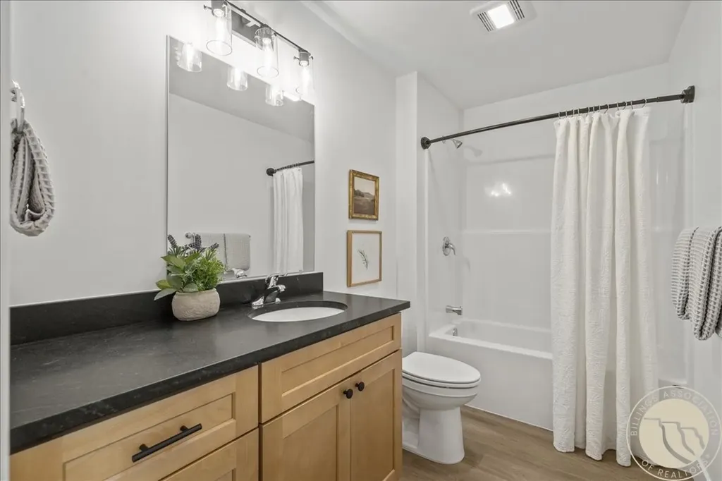 5464 Apple Rose Lane Billings MT 59106