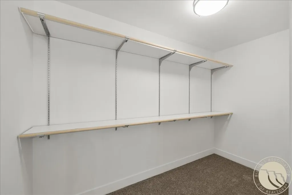 5464 Apple Rose Lane Billings MT 59106