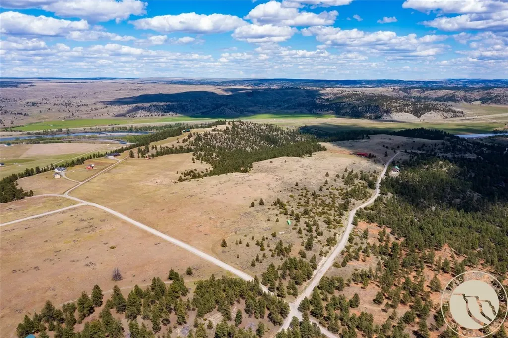 88 Cougar Trail Reed Point MT 59069