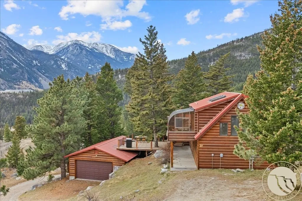 20 Sky View Trail Nye MT 59061