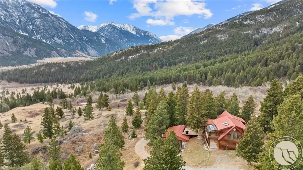20 Sky View Trail Nye MT 59061