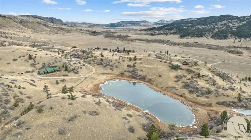 20 Sky View Trail Nye MT 59061