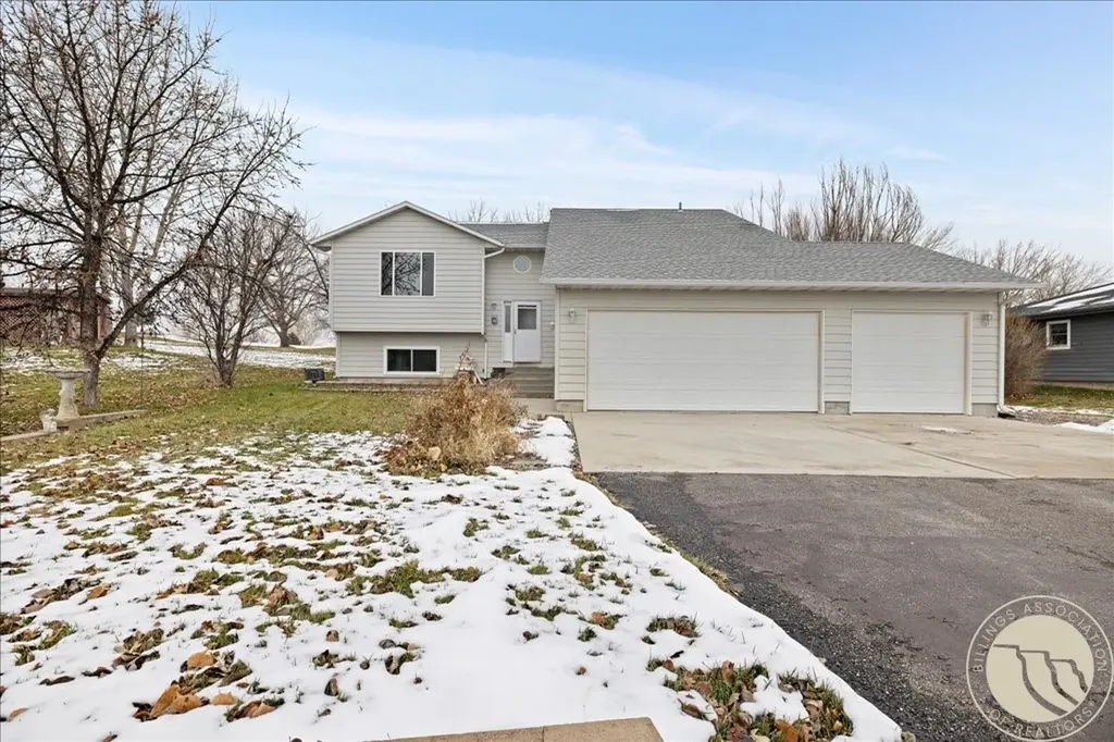 1266 Chipper Lane Huntley MT 59037