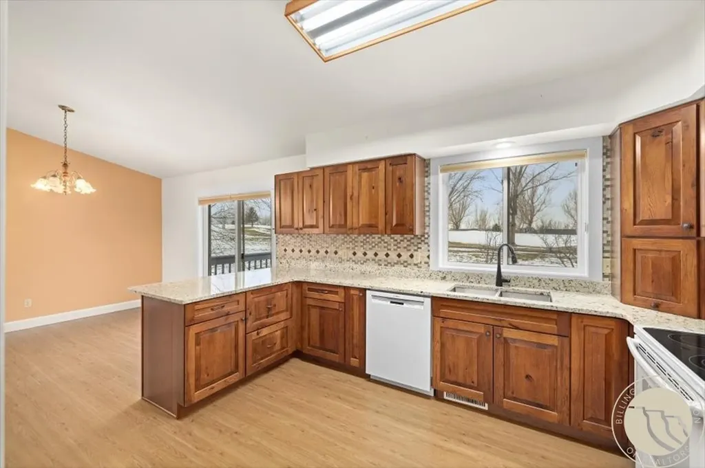 1266 Chipper Lane Huntley MT 59037