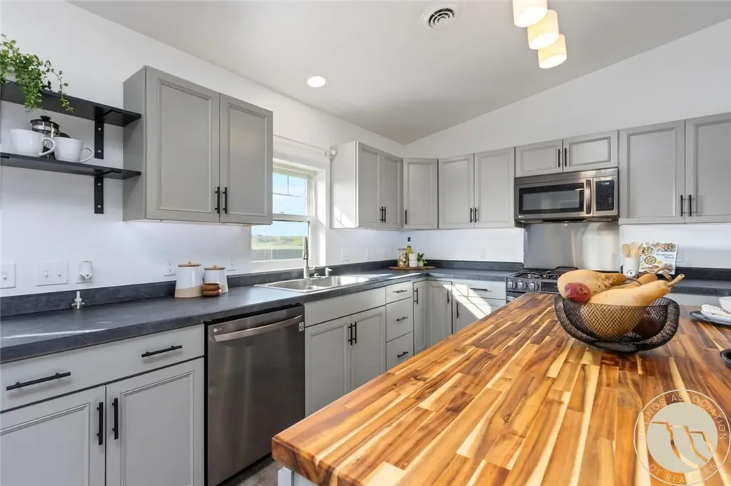 5040 Old Hardin Road Billings MT 59101