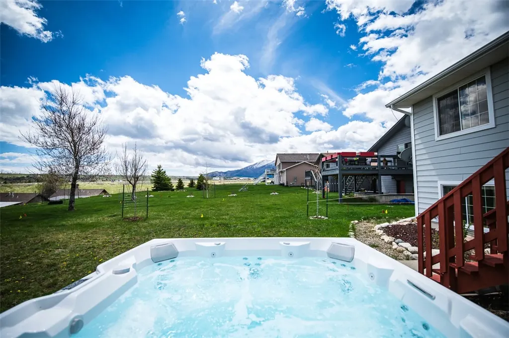 716 Lazy M Street Red Lodge MT 59068