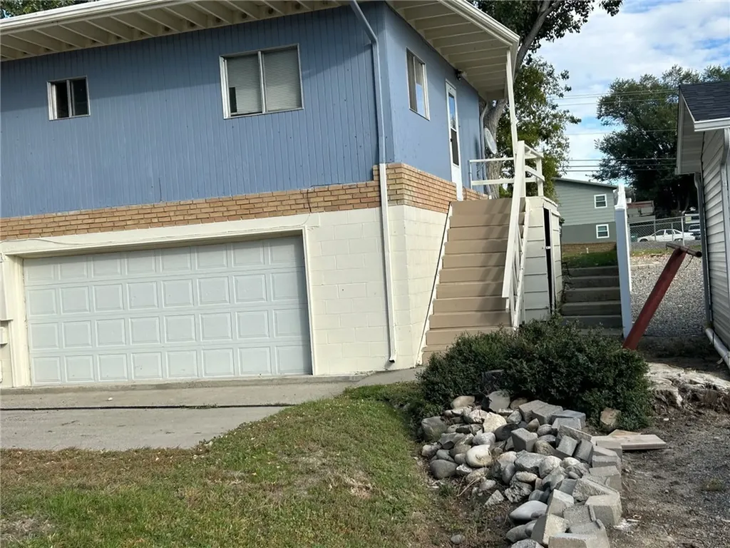 1730-32-34 Lake Elmo Drive Billings MT 59105