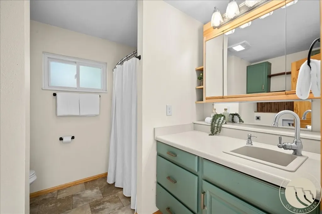 446 N Lakeview Drive Billings MT 59105