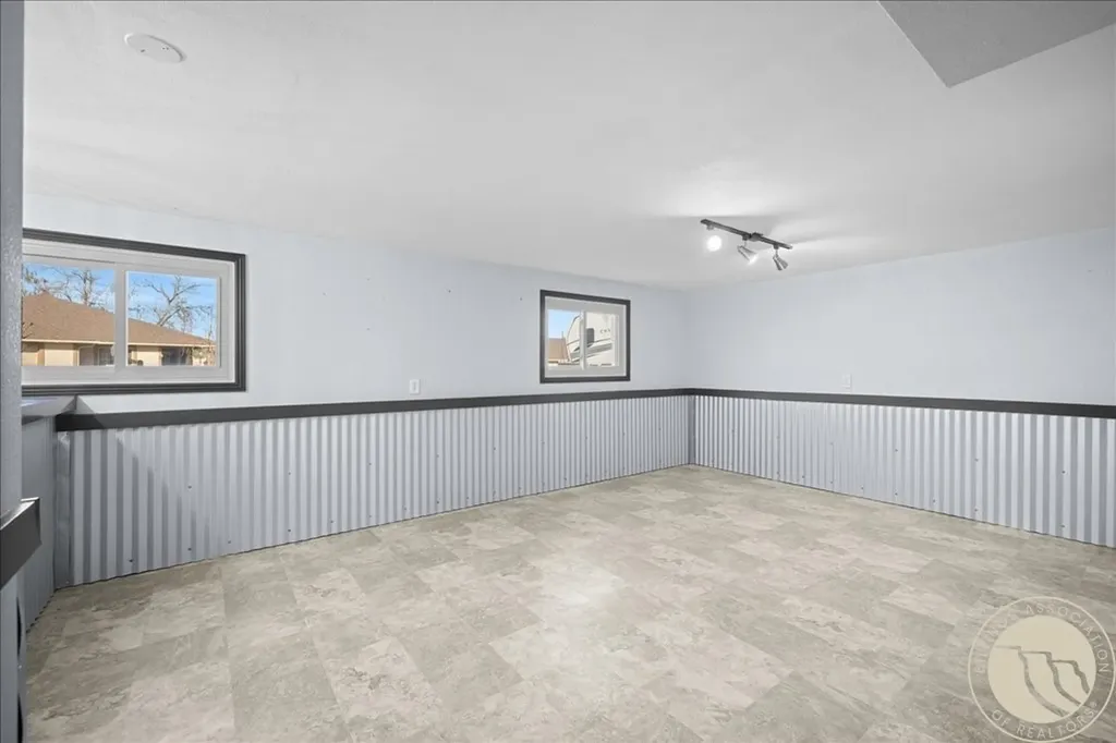 446 N Lakeview Drive Billings MT 59105