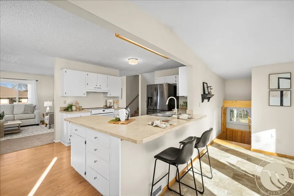 446 N Lakeview Drive Billings MT 59105