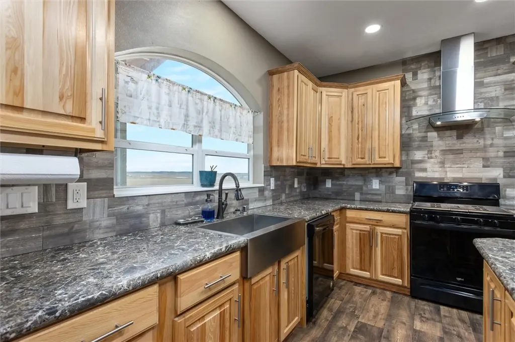 3625 Nellie Christine Drive Shepherd MT 59079