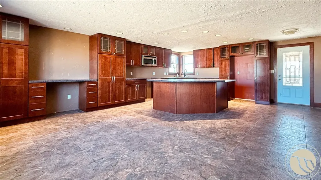 121 W Southern Avenue Plentywood MT 59254