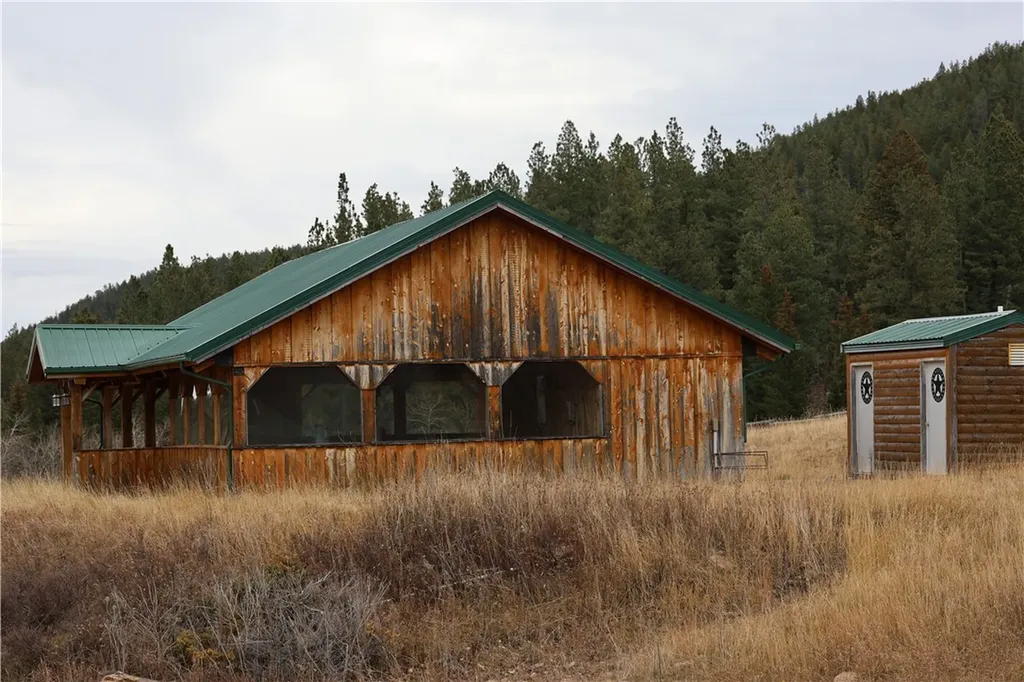 3885 NW Fork Flatwillow Road Lewistown MT 59457