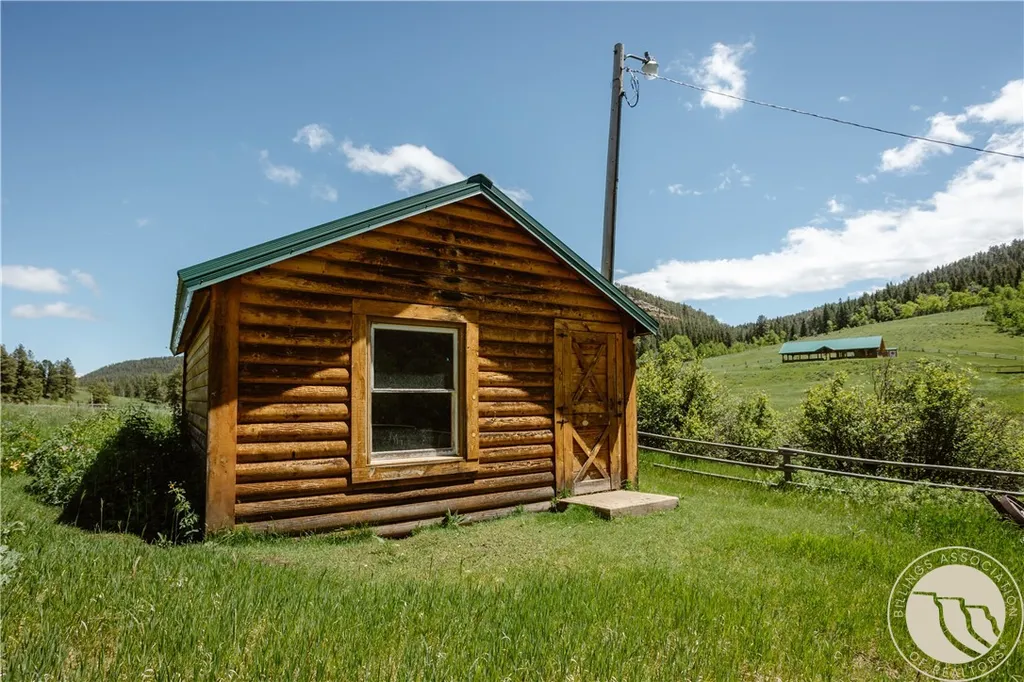 3885 NW Fork Flatwillow Road Lewistown MT 59457