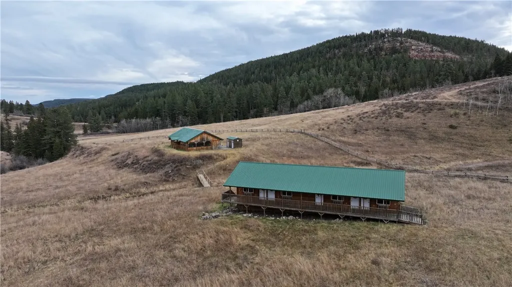 3885 NW Fork Flatwillow Road Lewistown MT 59457
