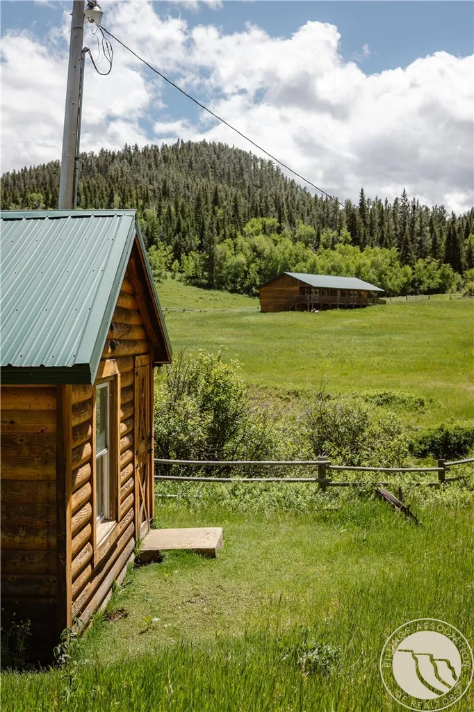 3885 NW Fork Flatwillow Road Lewistown MT 59457