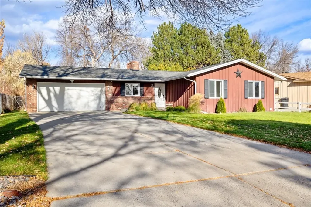 3033 Avenue F Billings MT 59102