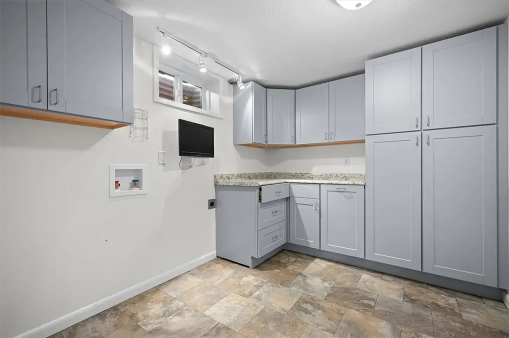 3033 Avenue F Billings MT 59102